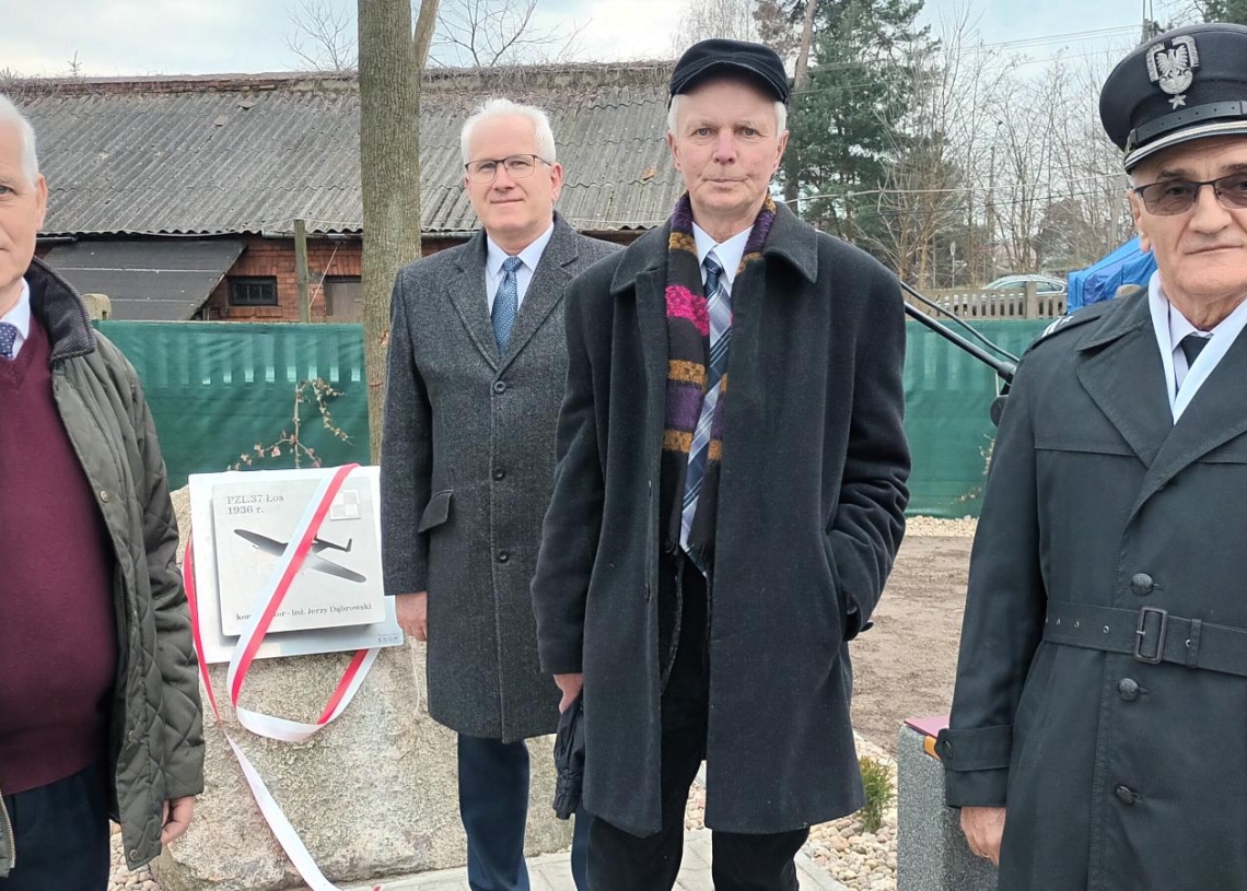 Uroczystość odsłonięcia tablicy Jerzego Dobrowolskiego