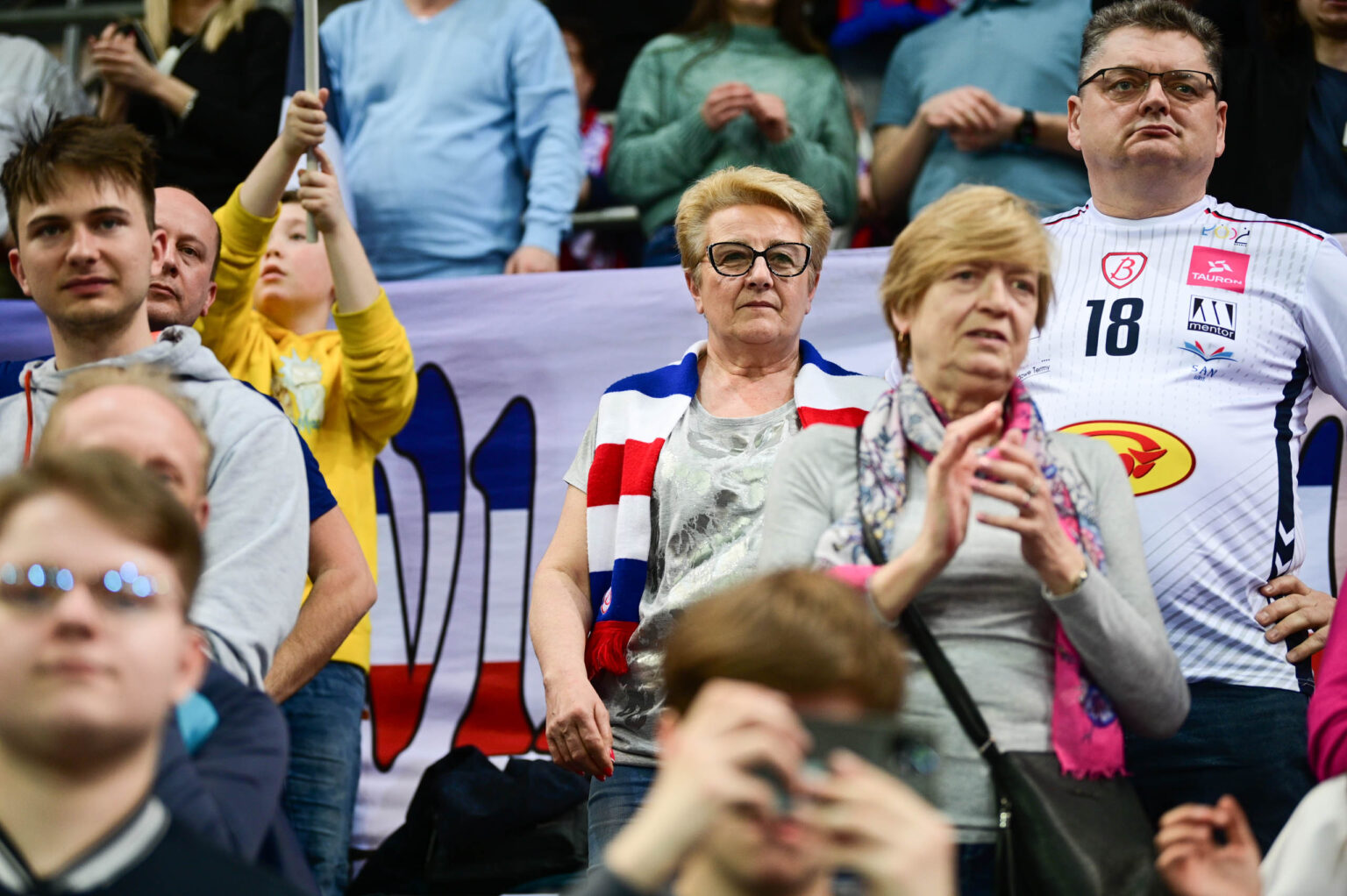 Doping Siatkarskie derby Lodzi Grot Budowlani vs LKS Lodz Commercecon 51