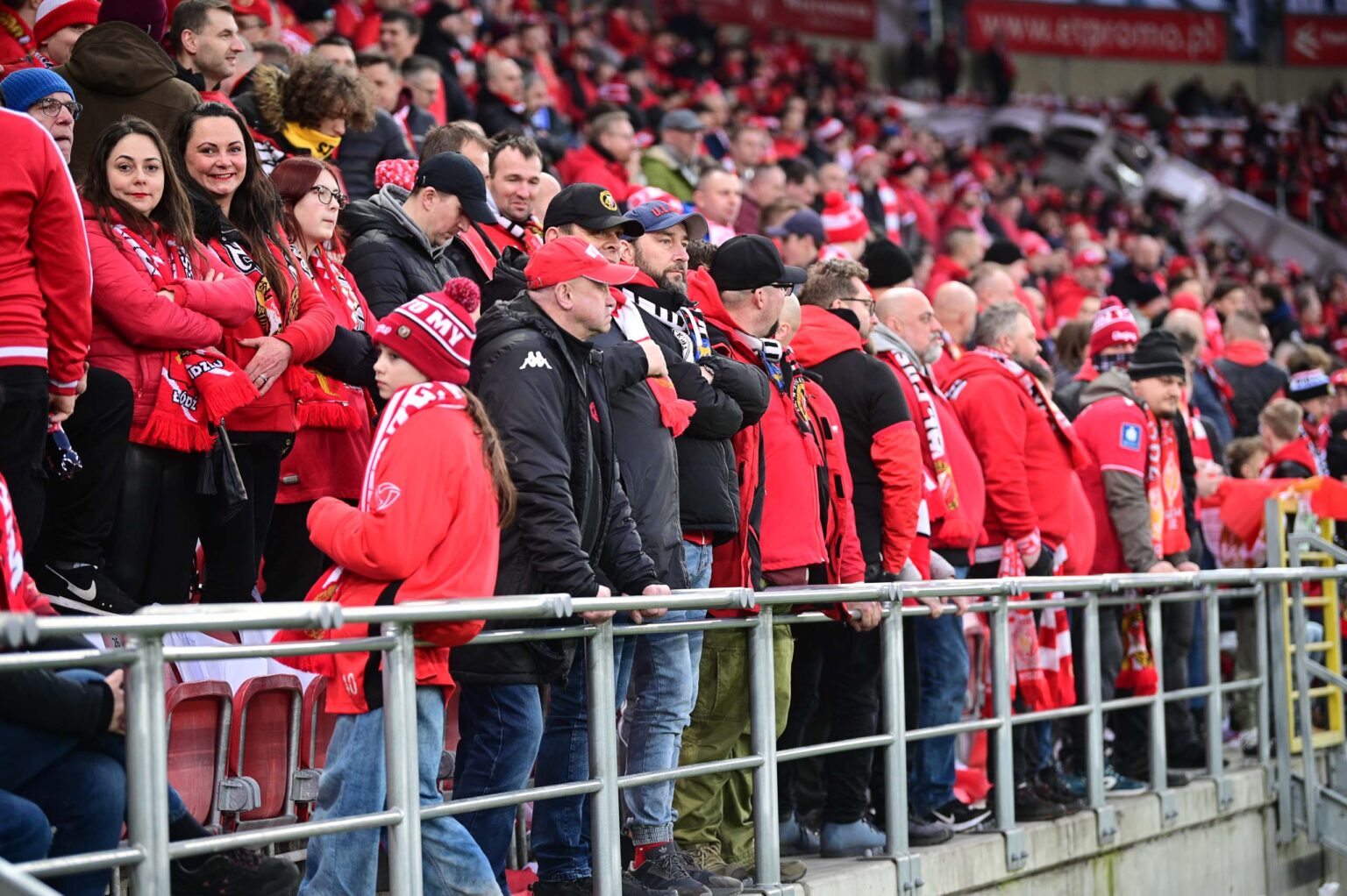 Doping Widzewa Lodz na meczu z Legia Warszawa 111