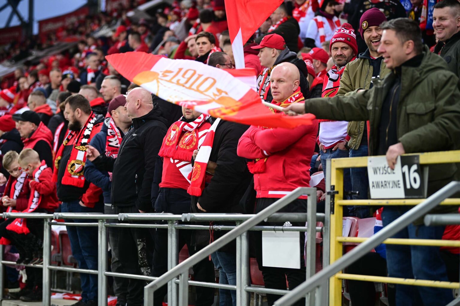 Doping Widzewa Lodz na meczu z Legia Warszawa 154