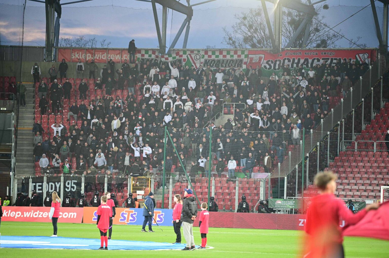 Doping Widzewa Lodz na meczu z Legia Warszawa 185