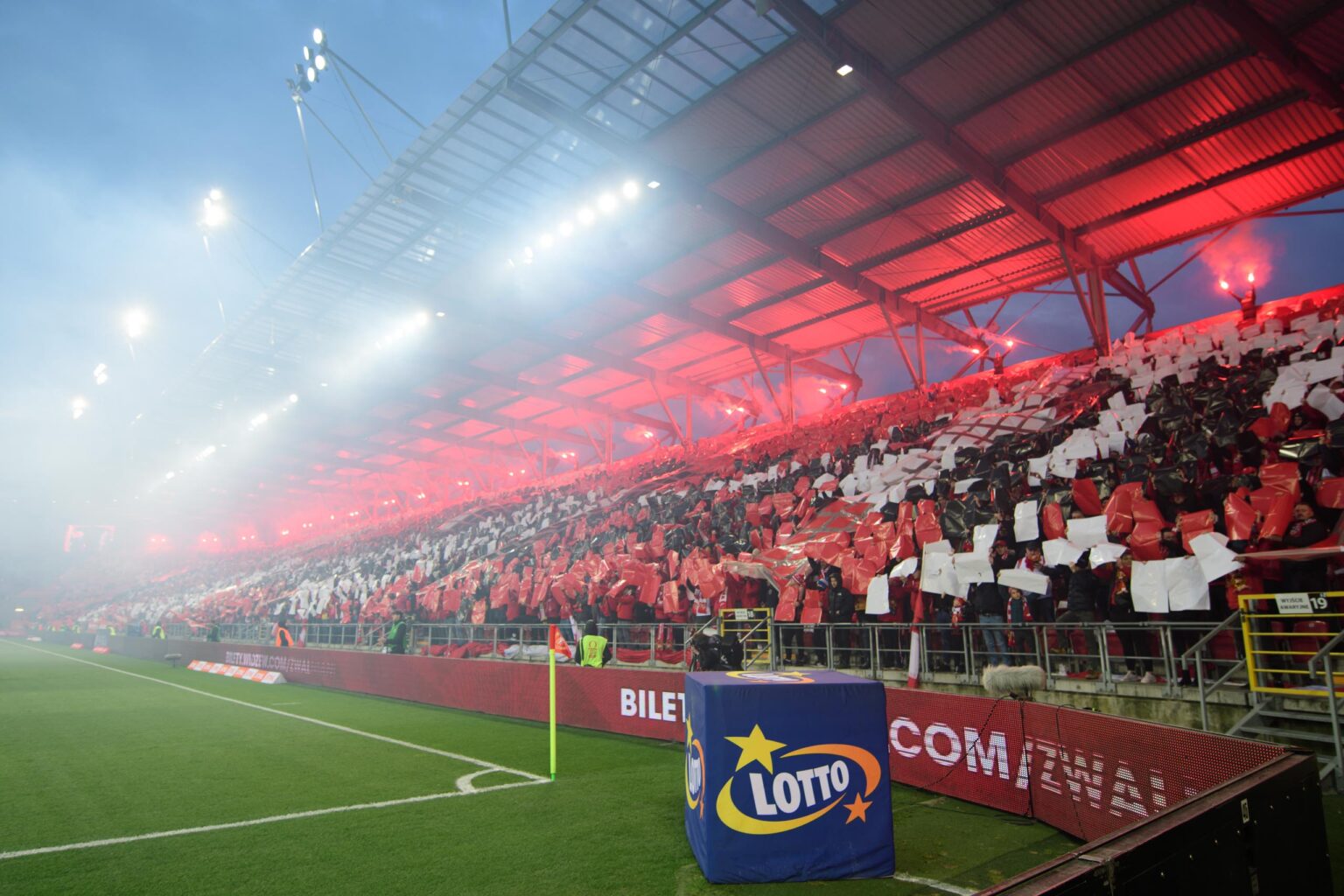 Doping Widzewa Lodz na meczu z Legia Warszawa 2