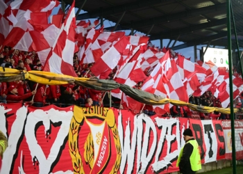 Doping Widzewa Lodz na meczu z Legia Warszawa 202