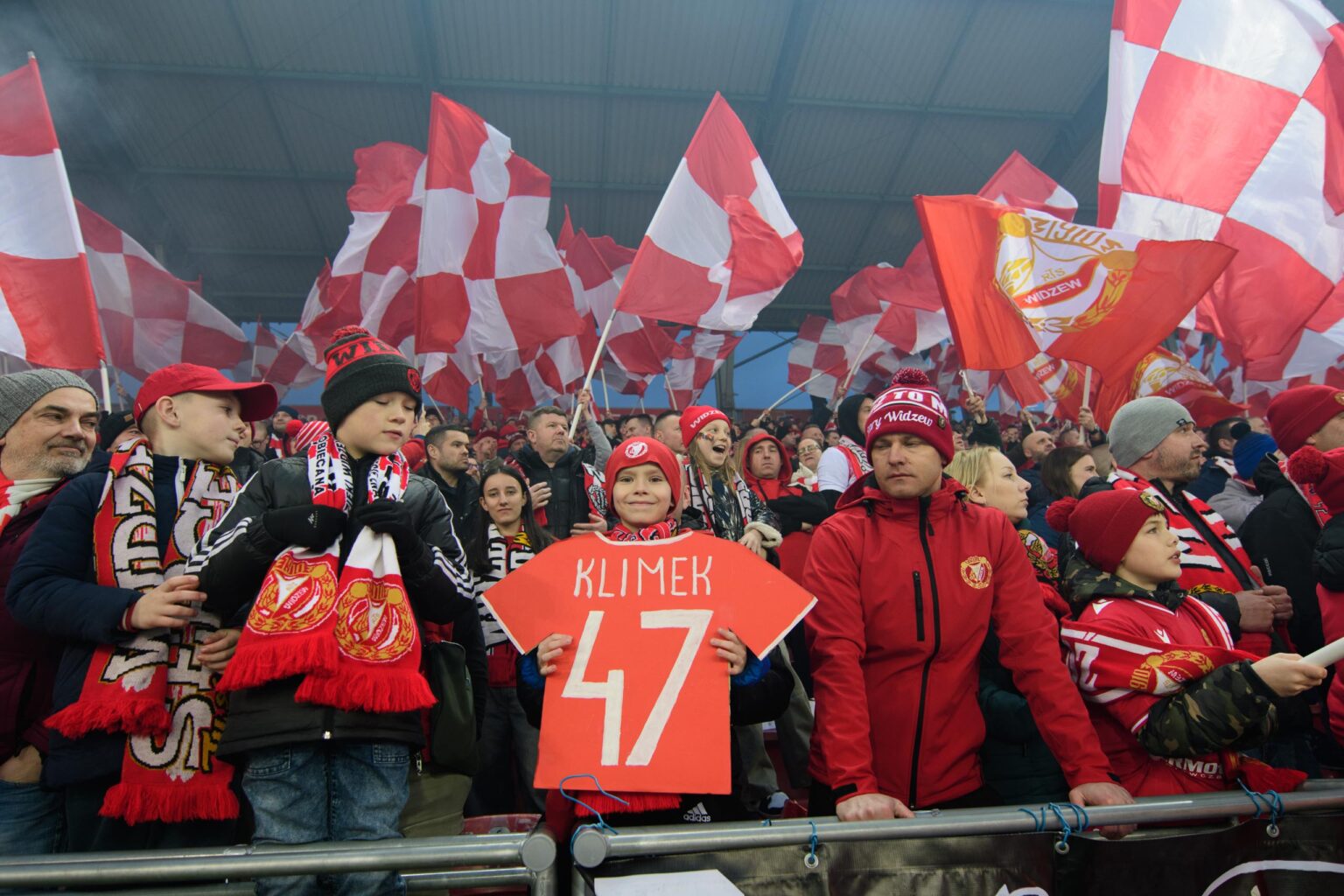 Doping Widzewa Lodz na meczu z Legia Warszawa 32