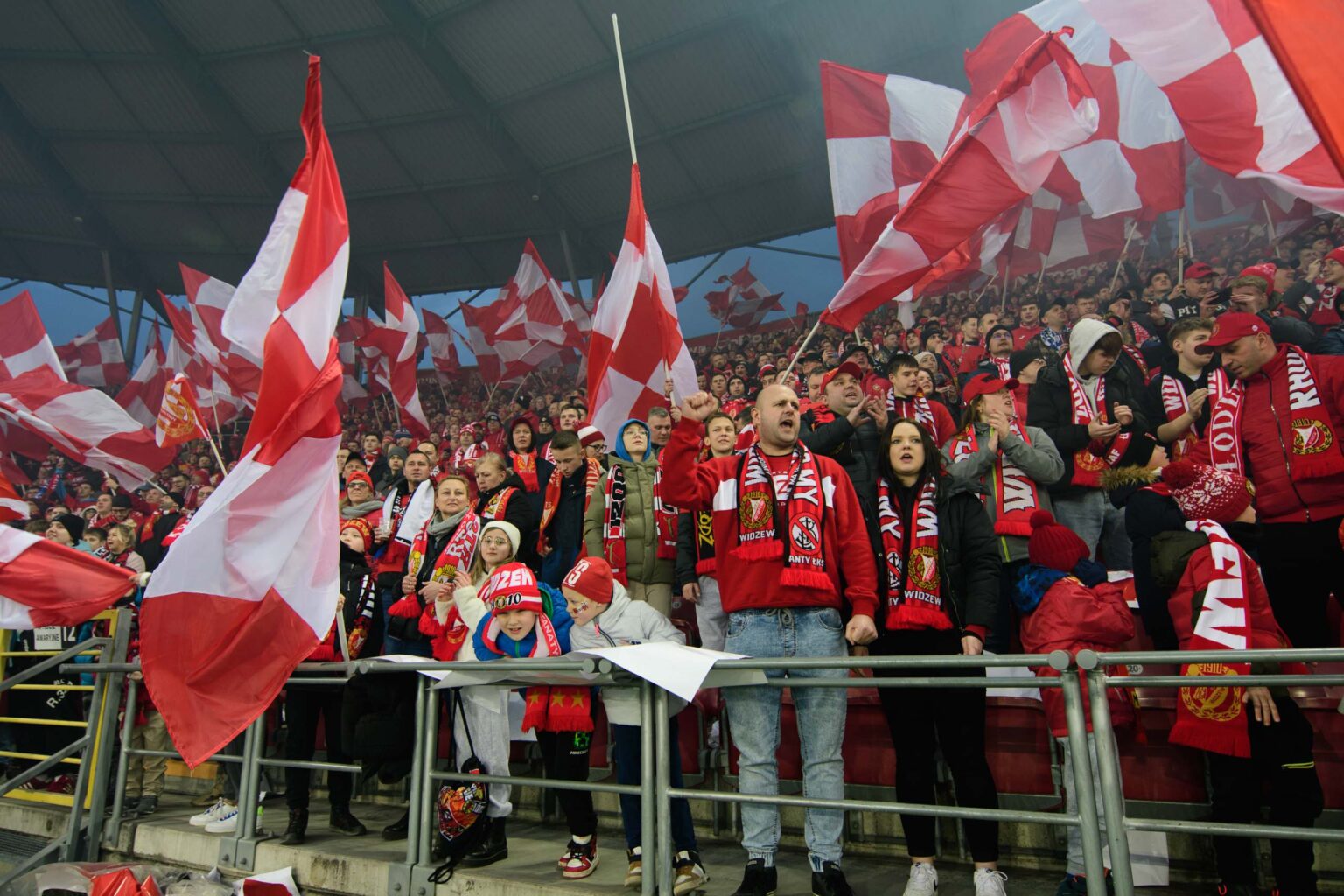 Doping Widzewa Lodz na meczu z Legia Warszawa 35