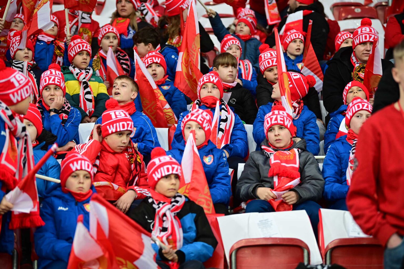 Doping Widzewa Lodz na meczu z Legia Warszawa 56