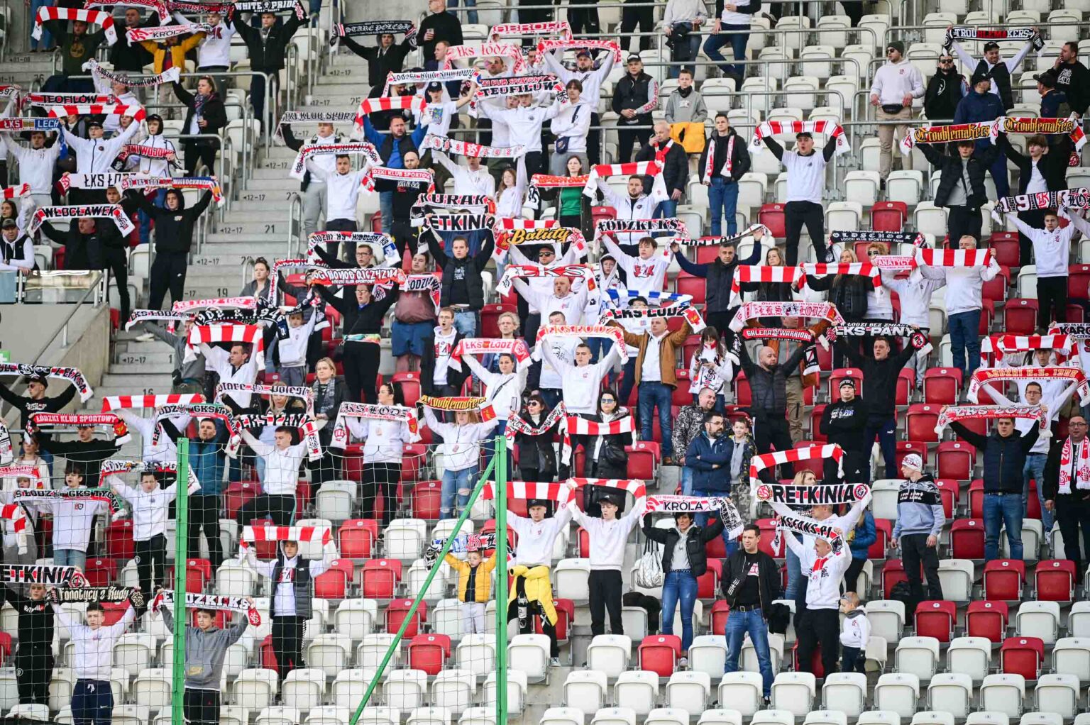 Doping kibicow LKS na meczu z Puszcza Niepolomice 121