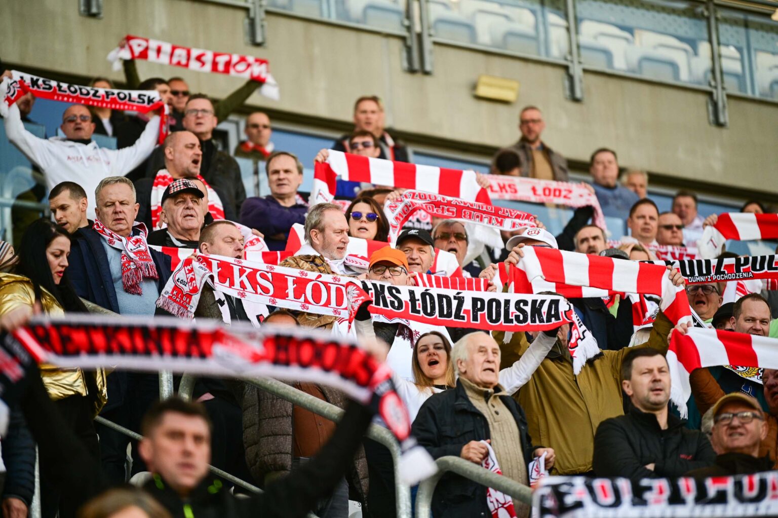 Doping kibicow LKS na meczu z Puszcza Niepolomice 139