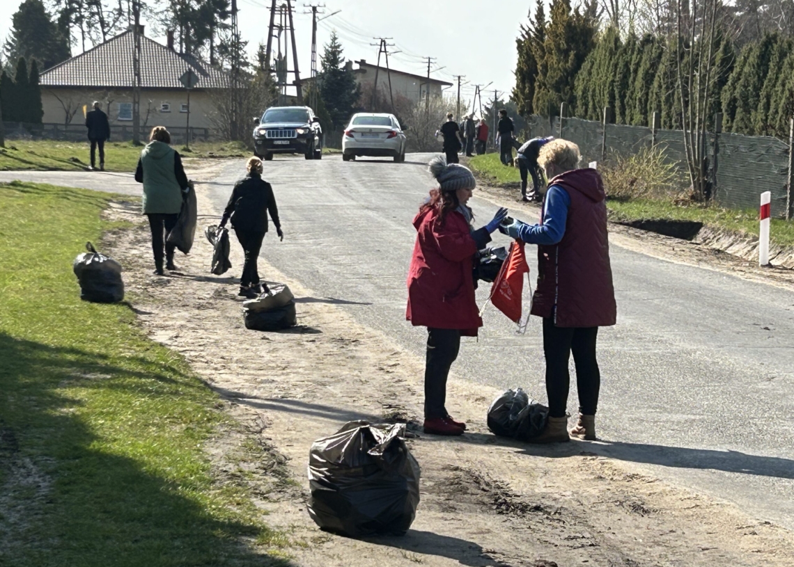 Mieszkańcy Męckiej Woli posprzątali swoją miejscowość