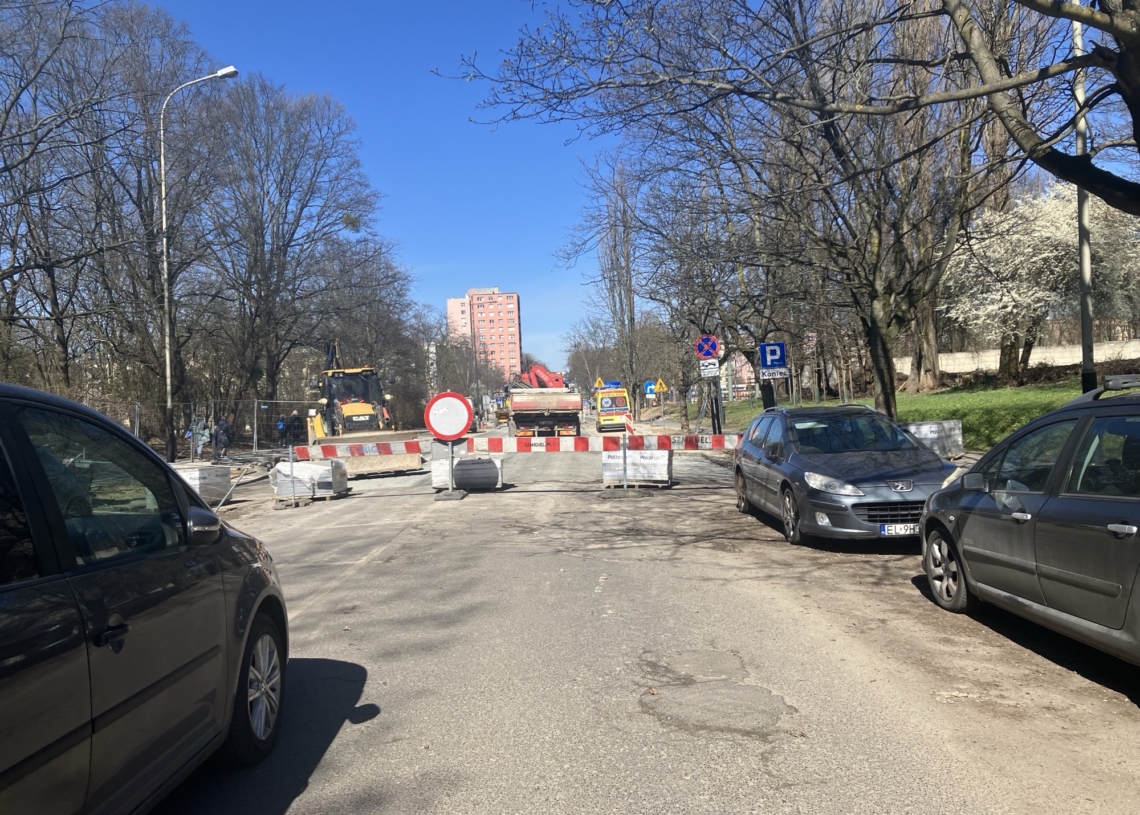 Agnieszka Wojciechowska van Heukelom, kandydatka na prezydenta Łodzi, obiecuje budowę parkingów w pobliżu szpitala na Spornej