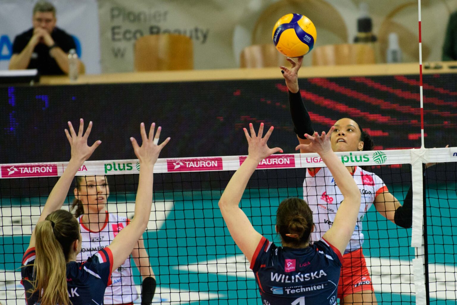LKS Commercecon vs Grot Budowlani 3 mecz 2