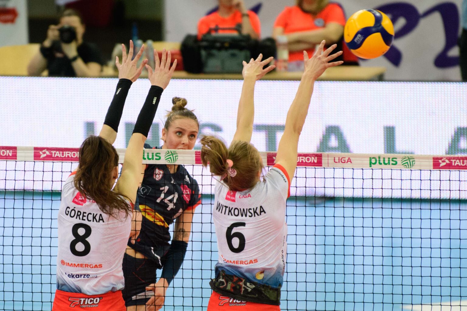 LKS Commercecon vs Grot Budowlani 3 mecz 27