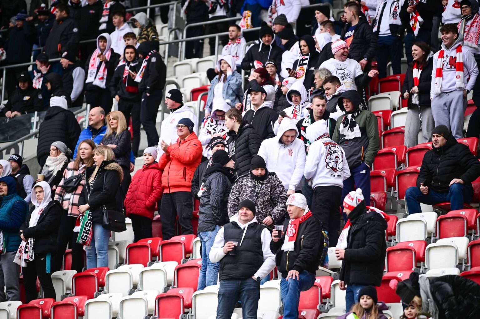 LKS Lodz vs Rakow Czestochowa doping