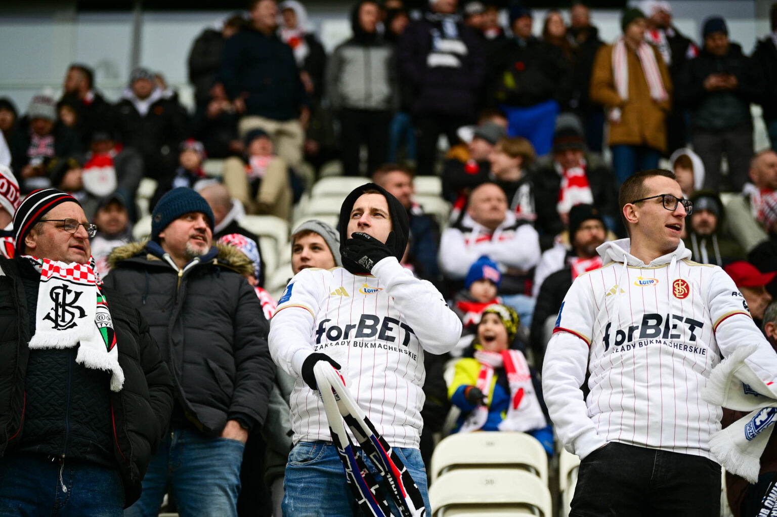 LKS Lodz vs Rakow Czestochowa doping 17
