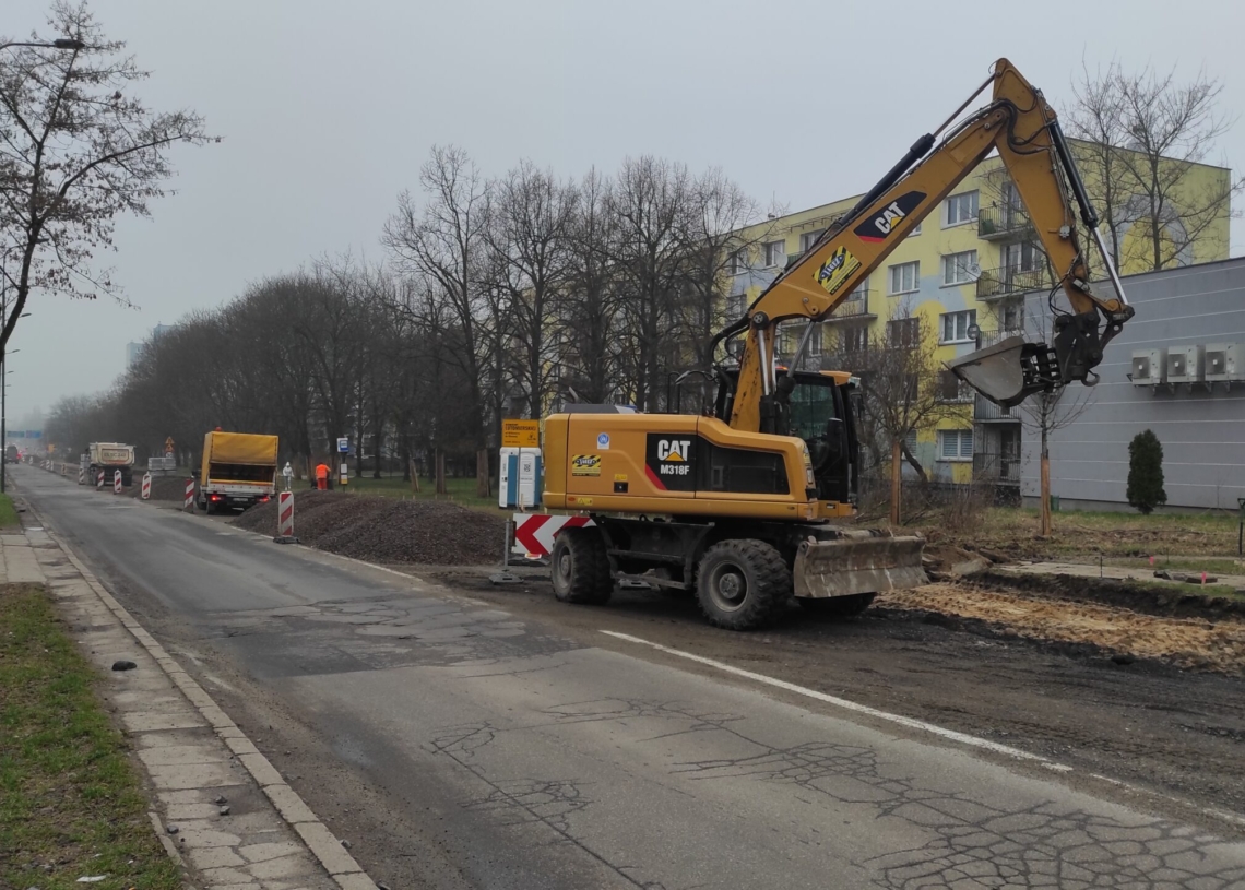 Remont Lutomierskiej, Klonowej, Hipotecznej. Drogowcy zaczęli prace od budowy chodników