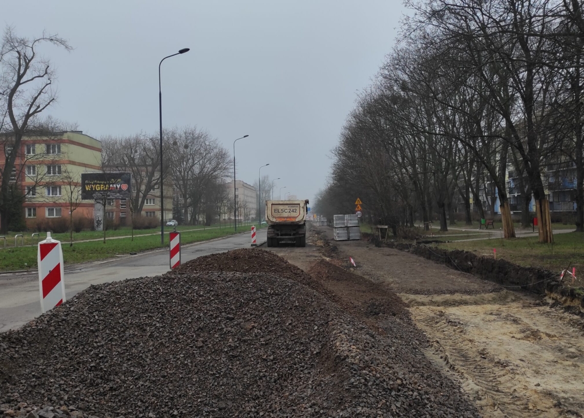 Remont Lutomierskiej, Klonowej, Hipotecznej. Drogowcy zaczęli prace od budowy chodników