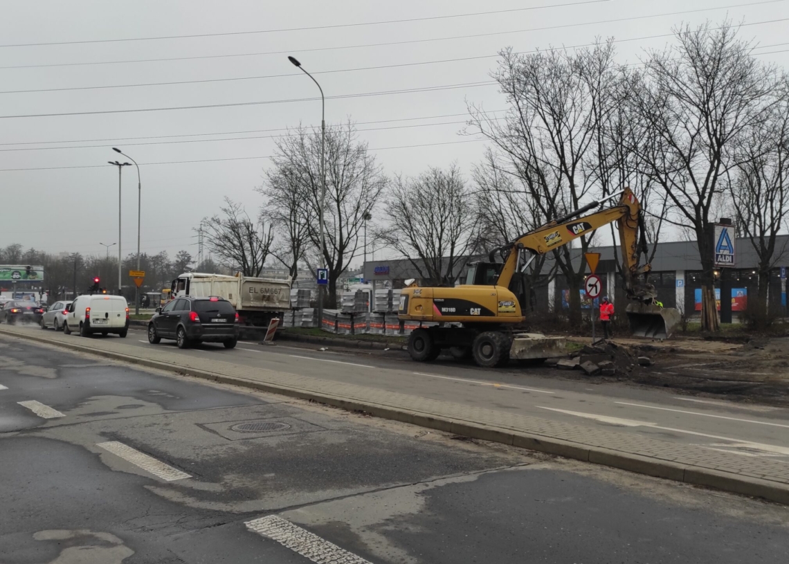 Remont Lutomierskiej, Klonowej, Hipotecznej. Drogowcy zaczęli prace od budowy chodników