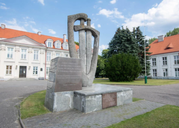 Milion złotych na remont pałacu w Wolborzu