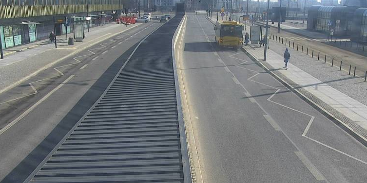 Zatrzymanie ruchu tramwajowego na Węglowej z powodu auta zaparkowanego za blisko torowiska 1 Zatrzymanie ruchu tramwajowego na Węglowej
