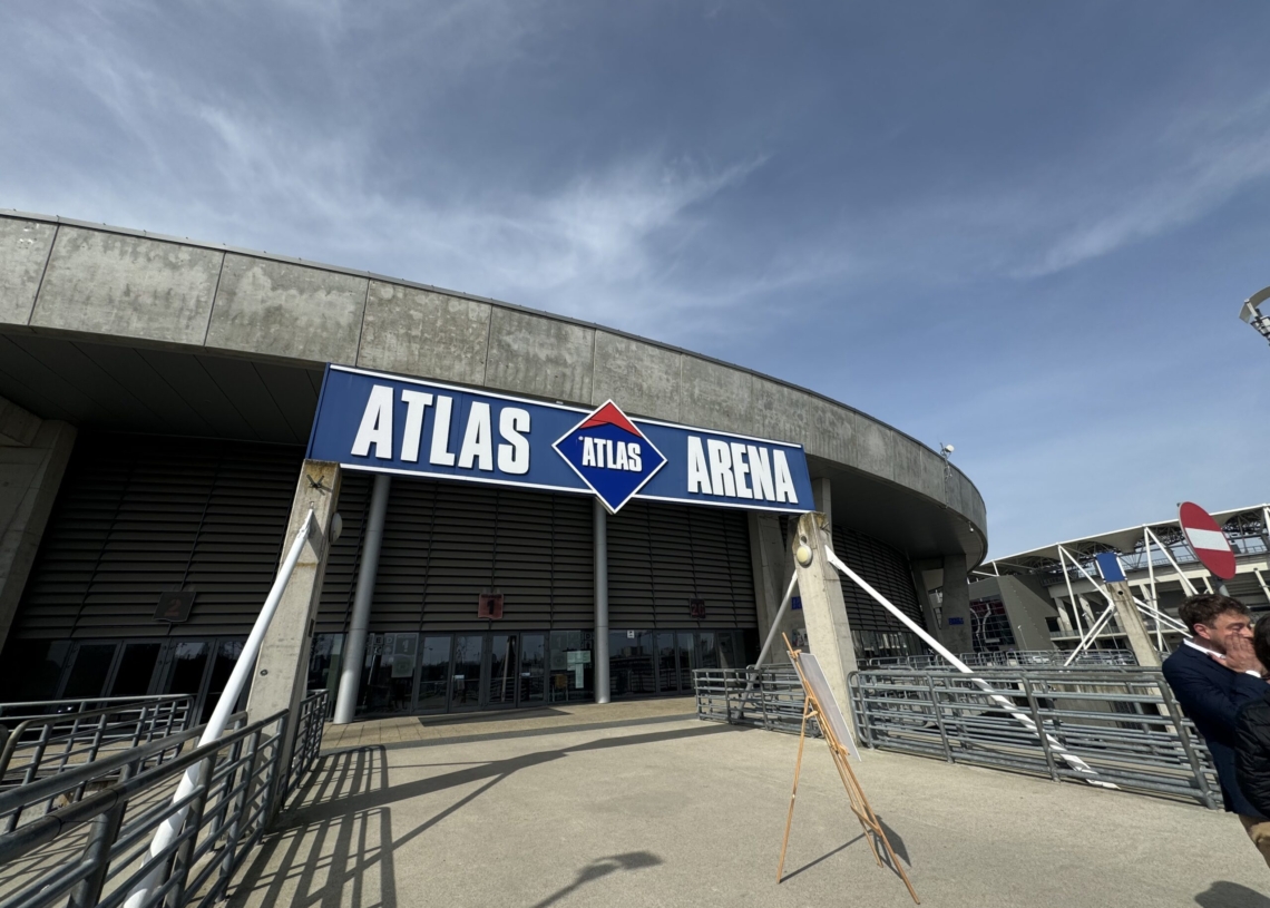 Betonowa Atlas Arena ma się zazielenić