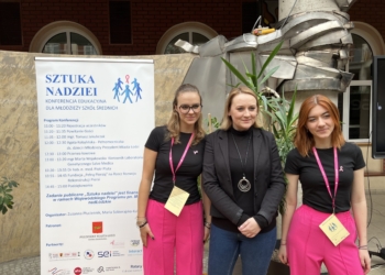 Uczennice XIII Liceum Ogólnokształcącego