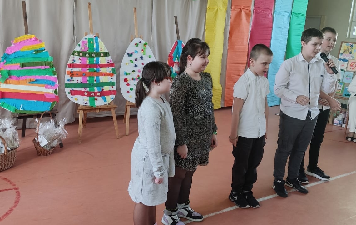 Integracja i podziękowania darczyńcom, czyli śniadanie wielkanocne w Specjalnym Ośrodku Szkolno-Wychowawczym w Sieradzu