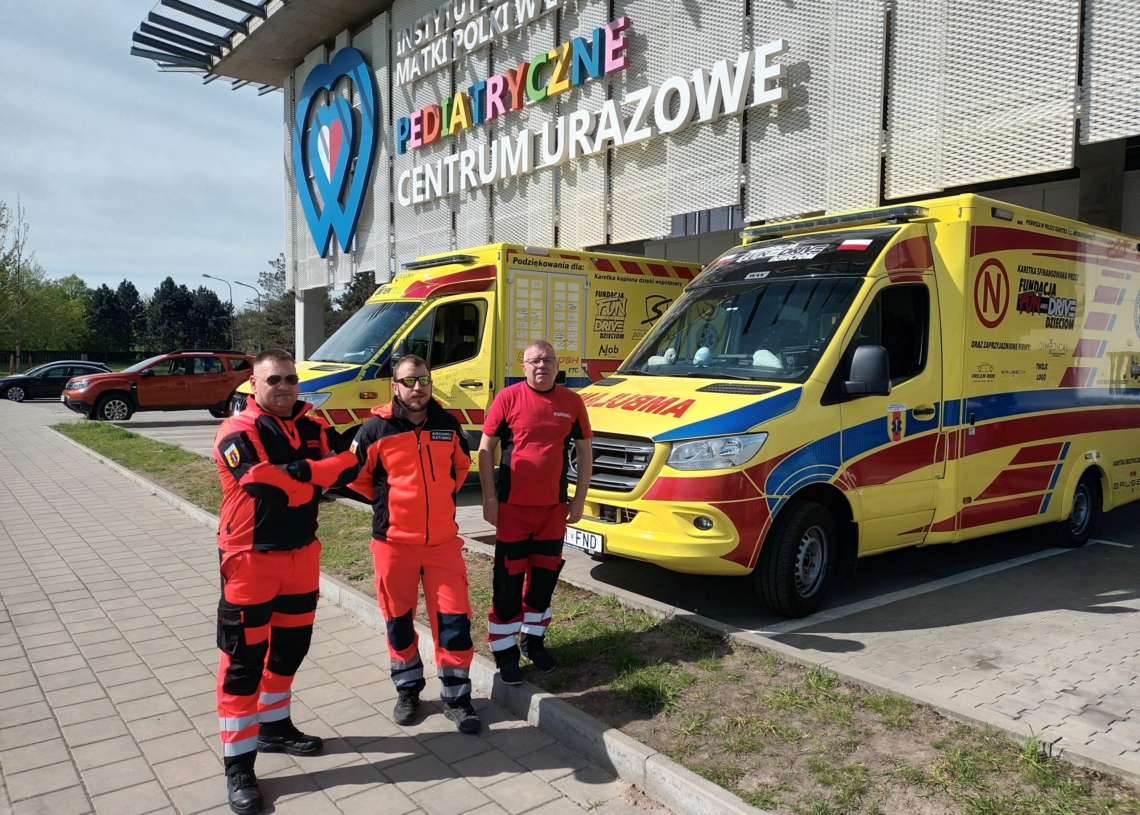Rajd Fun and Drive wystartował w łódzkiej Manufakturze