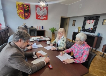 Wybudują dom dziecka w Sieradzu. Podpisano umowę z wykonawcą