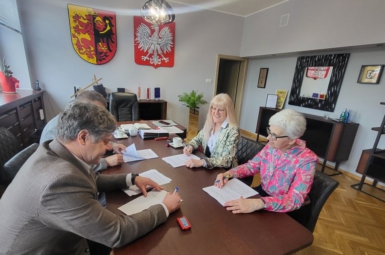Wybudują dom dziecka w Sieradzu. Podpisano umowę z wykonawcą