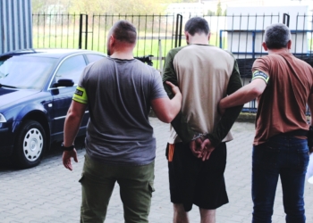 29-latek podpalił samochód. Grozi mu kara do 5 lat więzienia