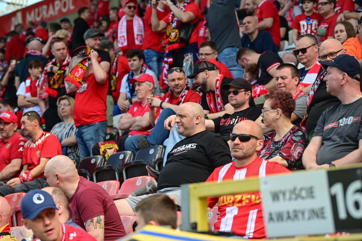 Doping Widzew Lodz vs Piast Gliwice 109