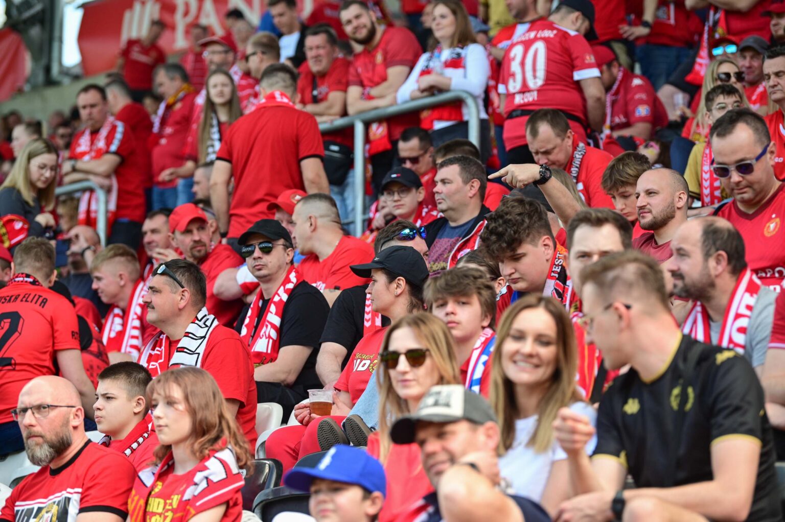 Doping Widzew Lodz vs Piast Gliwice 130