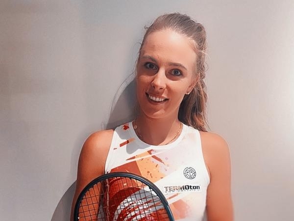Magdalena Fręch szybko odpadła z turnieju w Charleston 1 Magdalena Fręch szybko odpadła z turnieju w Charleston