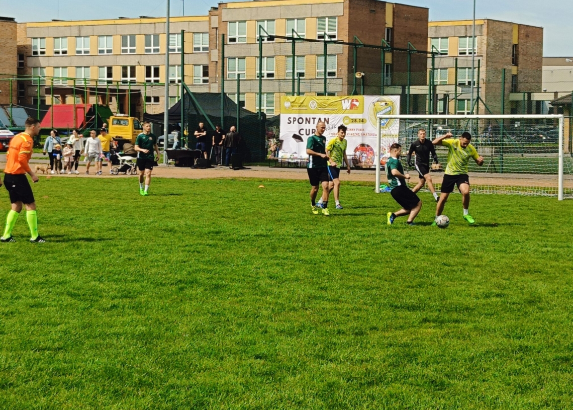 Piłkarski turniej Spontan Cup w Sieradzu
