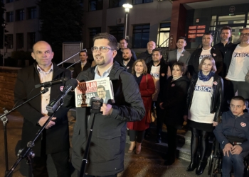 Sieradz: kandydaci Koalicji Obywatelskiej do Sejmiku Województwa Łódzkiego oraz rad miasta i powiatu podsumowali swoją kampanię 1 Kandydaci Koalicji Obywatelskiej z Sieradza podsumowali kampanię