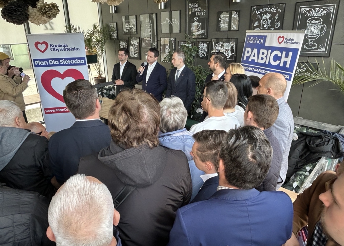 Trzaskowski i Tomczyk w Sieradzu popierają Michała Pabicha, kandydata na prezydenta