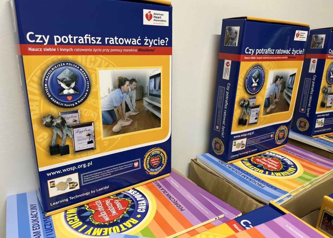 Nauczyciele z 20 szkół podstawowych w Łódzkiem uczą się udzielania pierwszej pomocy