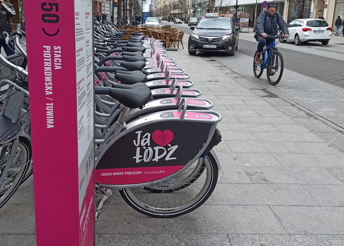 To koniec Łódzkiego Roweru Publicznego? Nie ma go w budżecie miasta na przyszły rok 1 Łódzki rower publiczny zniknie z ulic Łodzi. Miasto zapowiada 50 milionów na infrastrukturę rowerową