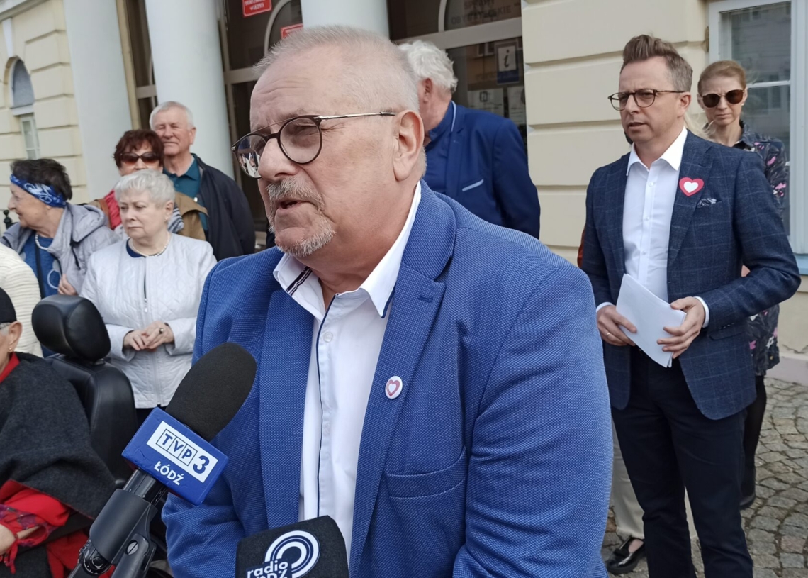 Konferencja Pawła Kuleszy. Dariusz Joński popiera kandydata na burmistrza Łęczycy