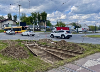 Prace przygotowawcze do remontu torowiska na al. Włókniarzy