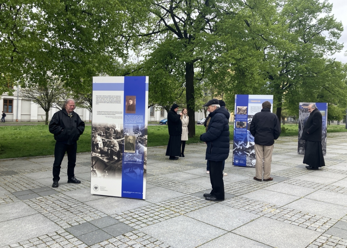 Łódź: Wystawa o duchownych więzionych w obozach koncentracyjnych