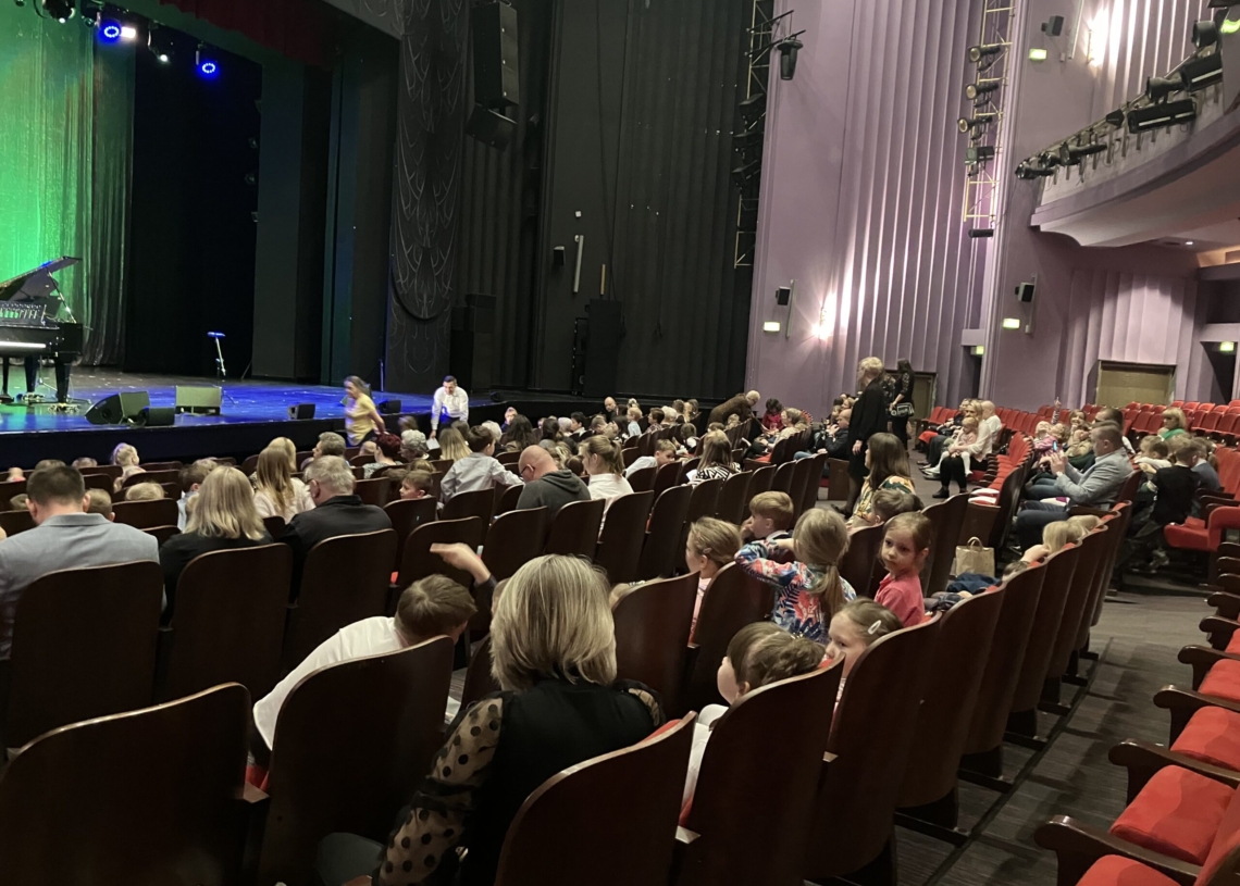 "Przedszkolaki śpiewają". Najmłodsi na scenie Teatru Muzycznego w Łodzi