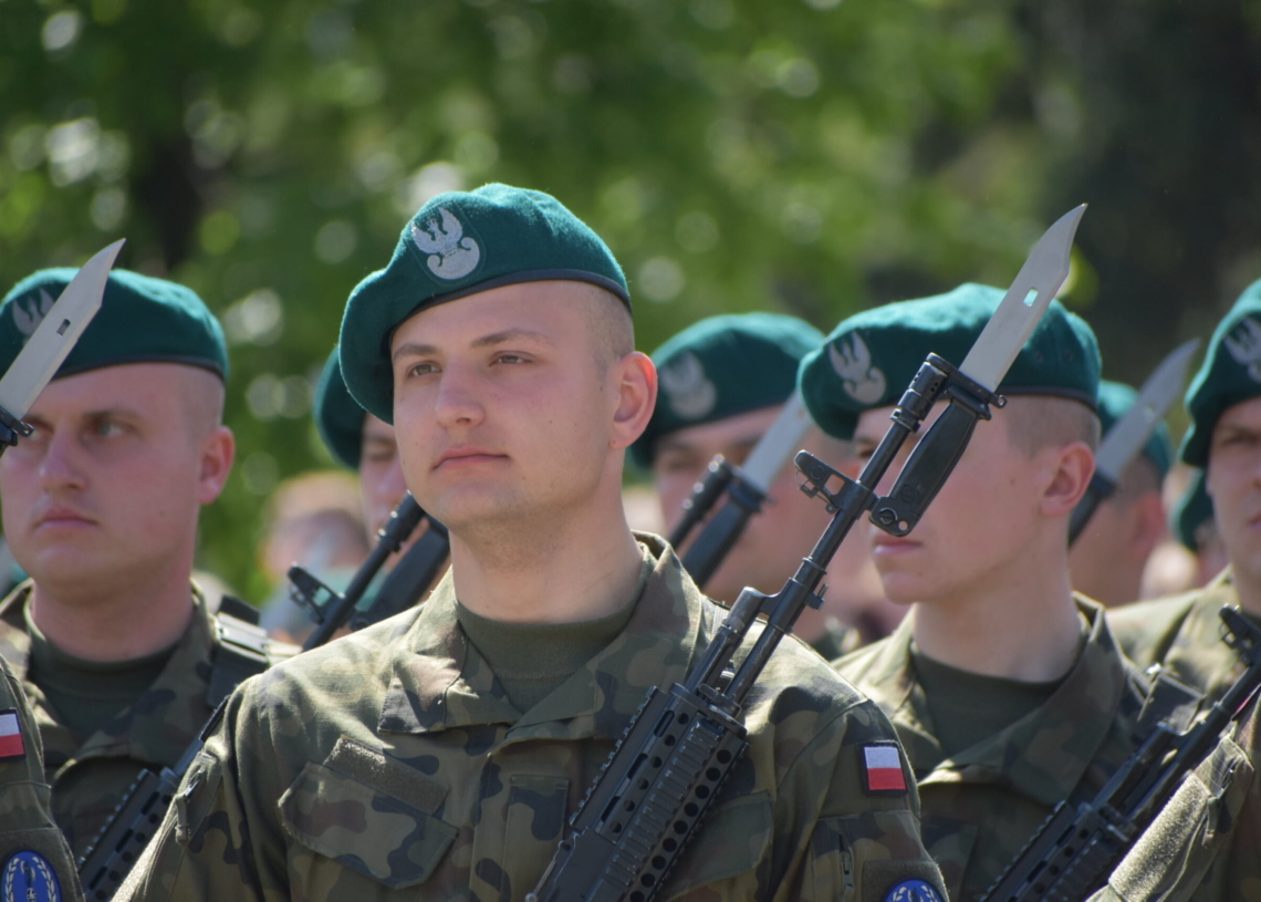 130 żołnierzy Dobrowolnej Zasadniczej Służby Wojskowej złożyło przysięgę