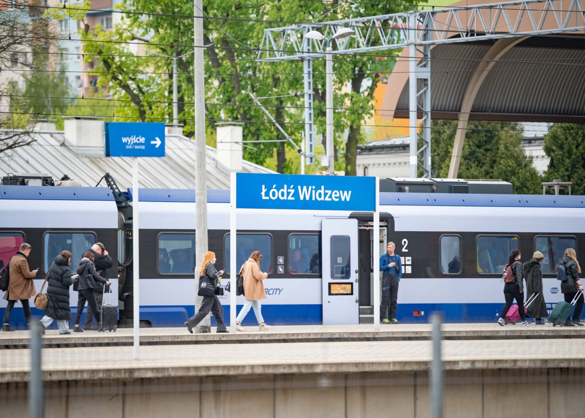 Więcej pociągów na długi sierpniowy weekend 1 Długi, sierpniowy weekend