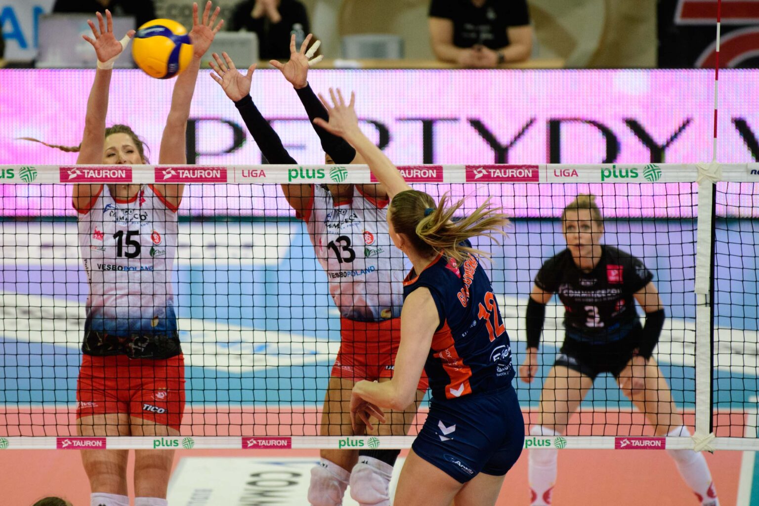 LKS Commercecon Lodz vs MOYA Radomka Radom 63