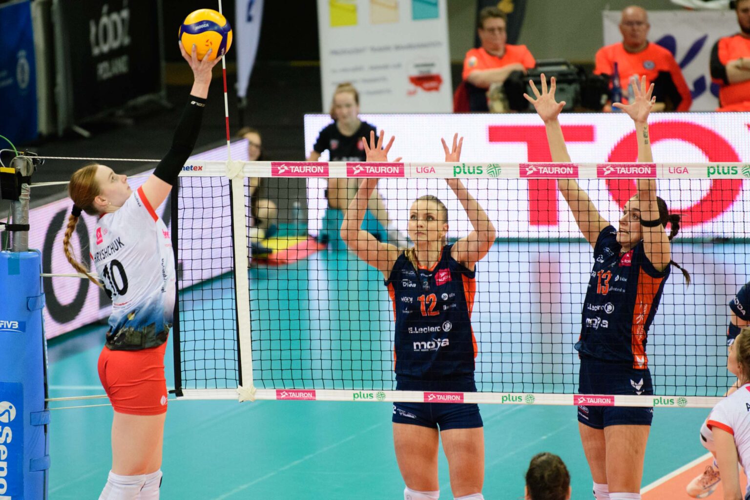LKS Commercecon Lodz vs MOYA Radomka Radom 81