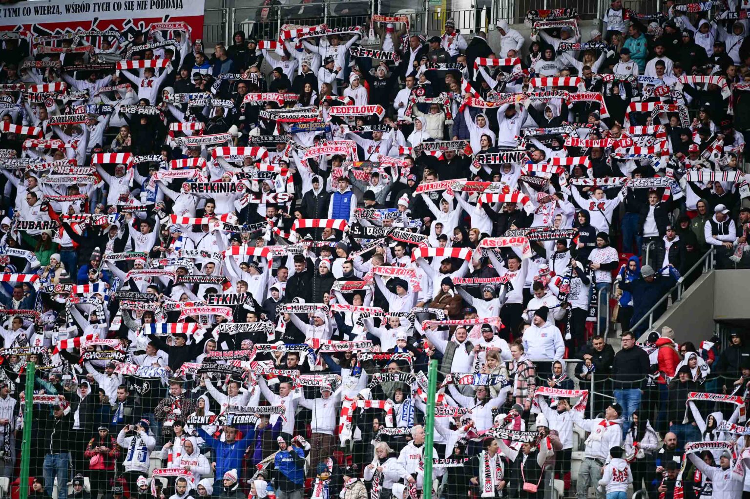LKS Lodz vs Lech Poznan doping 111