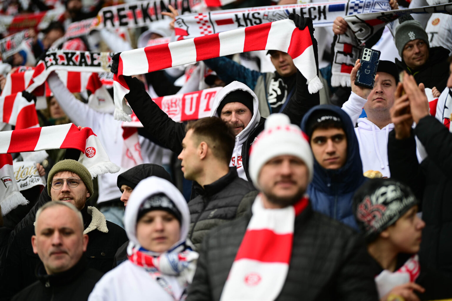 LKS Lodz vs Lech Poznan doping 123