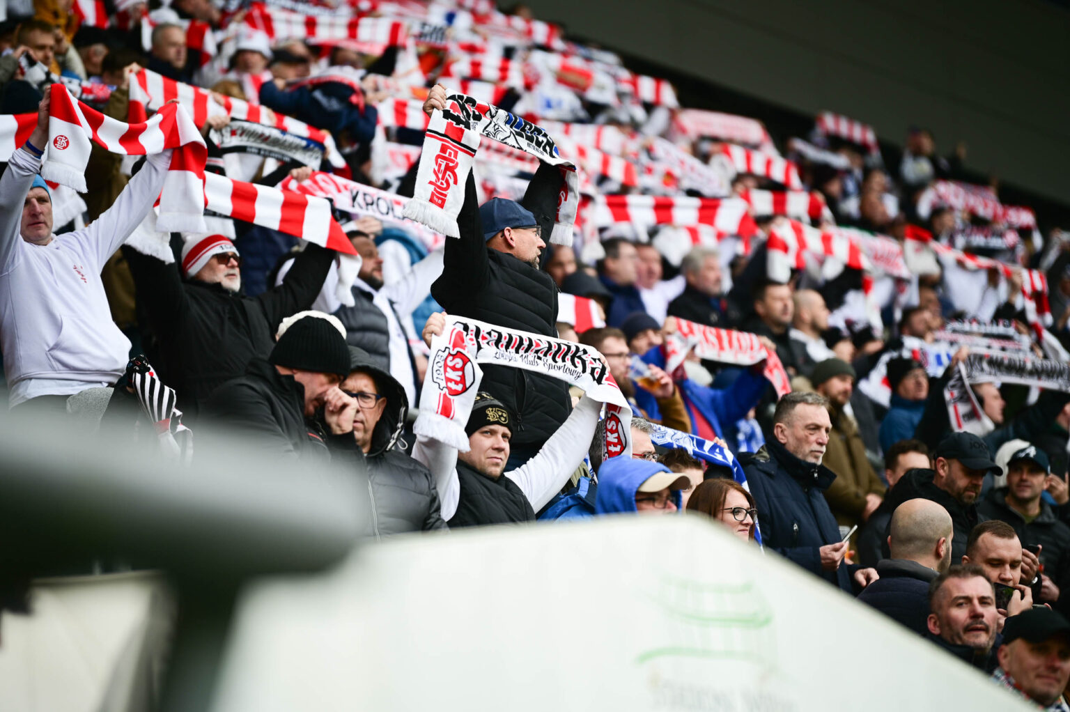 LKS Lodz vs Lech Poznan doping 132