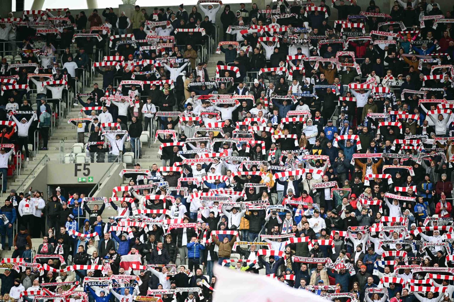 LKS Lodz vs Lech Poznan doping 143
